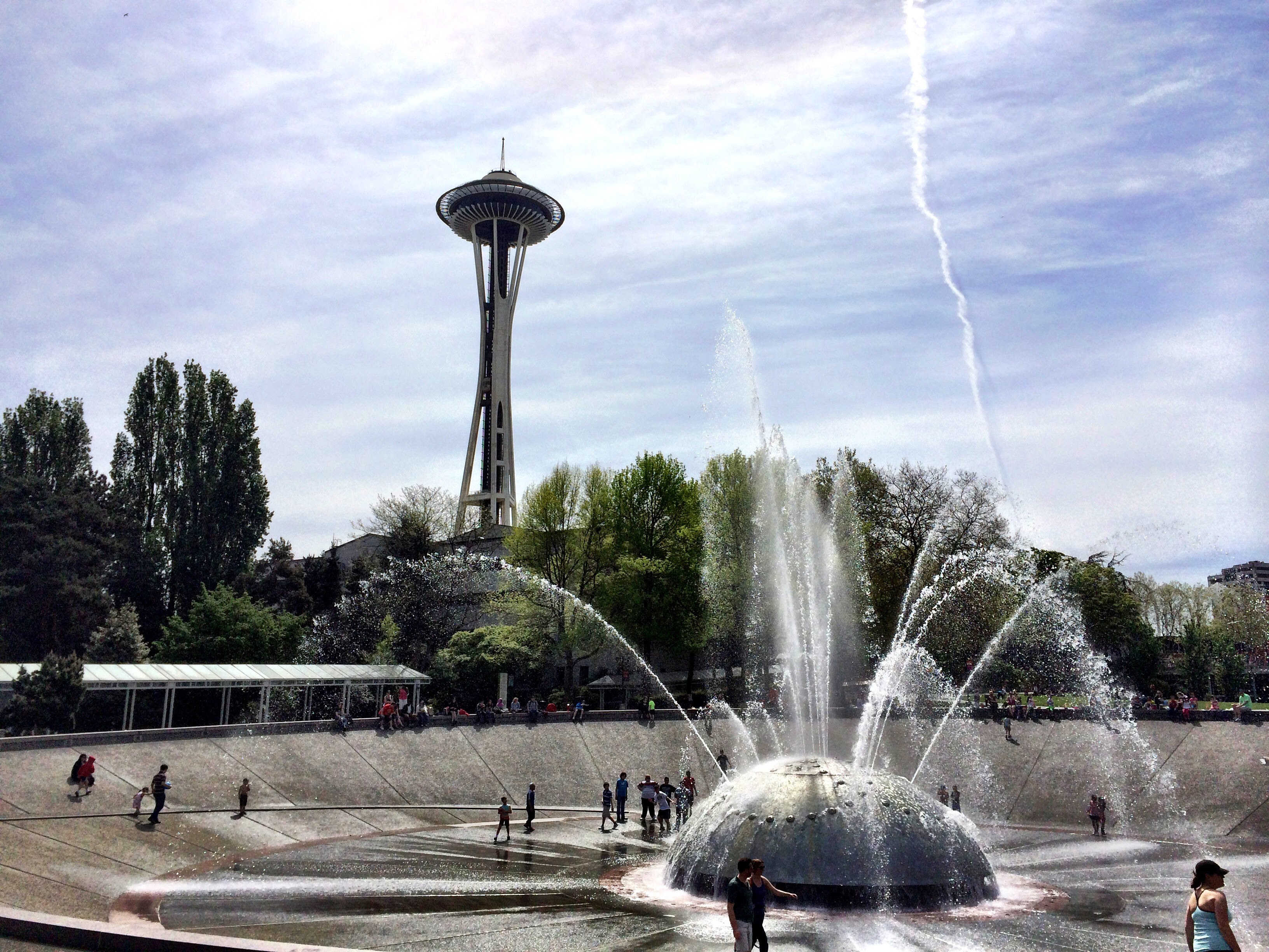 Best Time to Sell in Seattle Space Needle from the park
